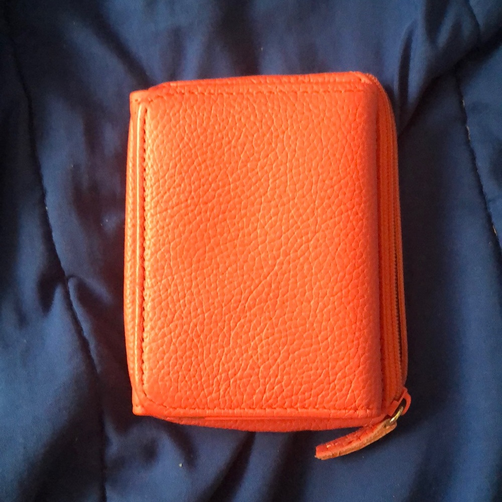 Peach Wallet